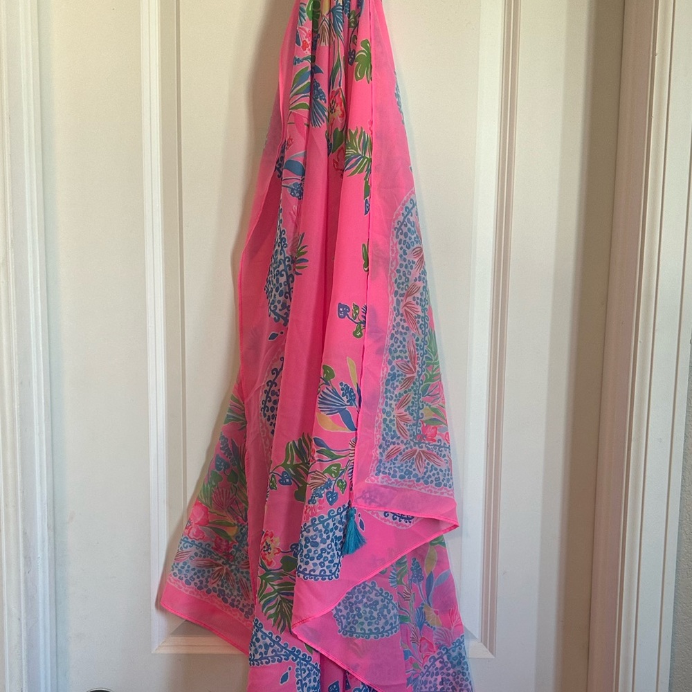 Lilly Pulitzer cover up scarf.